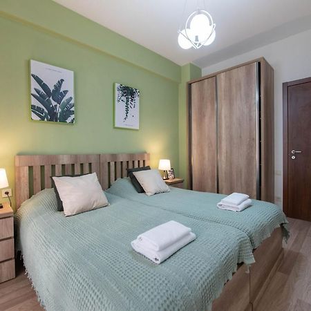 Gg Home - Cozy 2-Bedroom Apartment On Givi Kartozia Tiflis Exterior foto