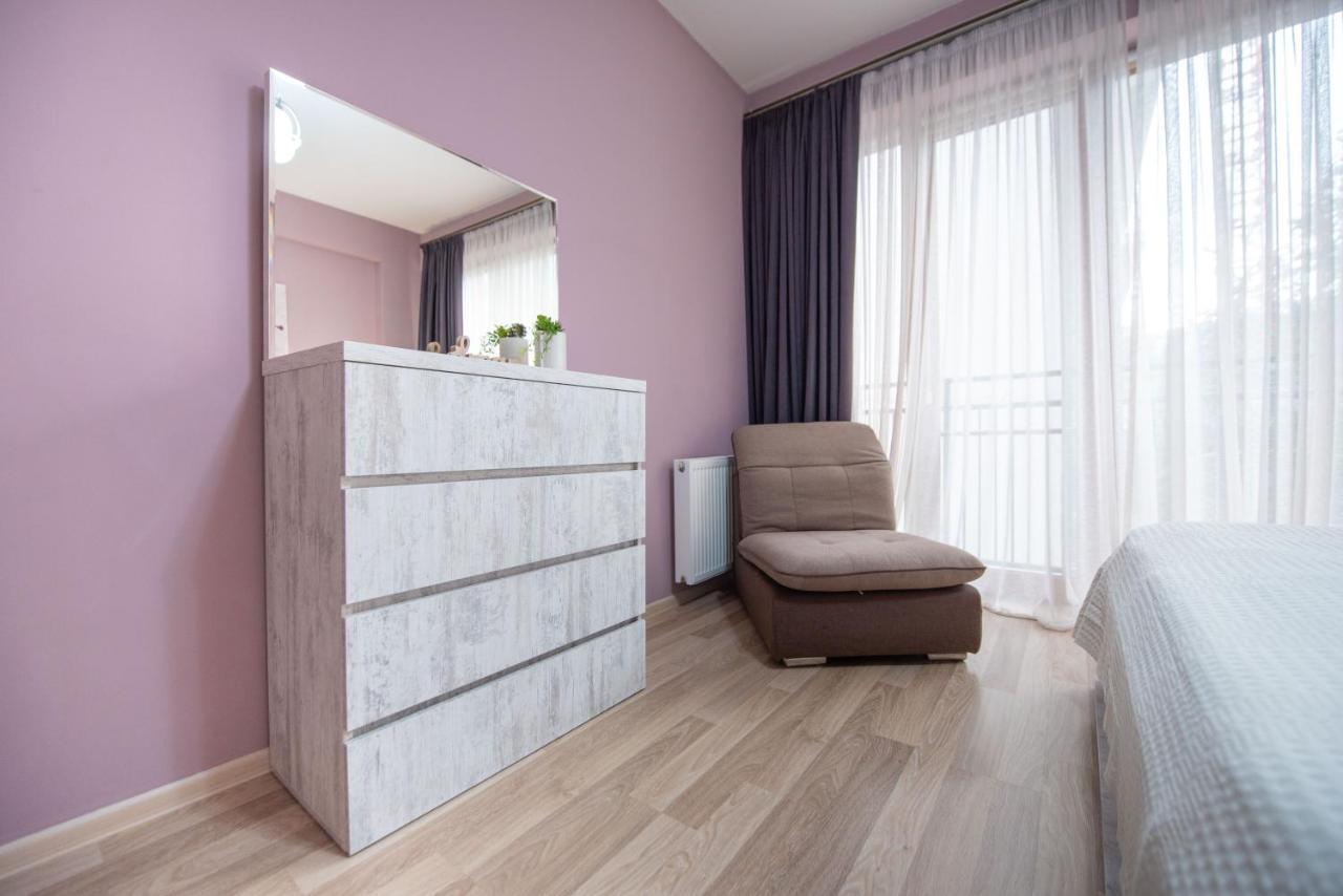 Gg Home - Cozy 2-Bedroom Apartment On Givi Kartozia Tiflis Exterior foto