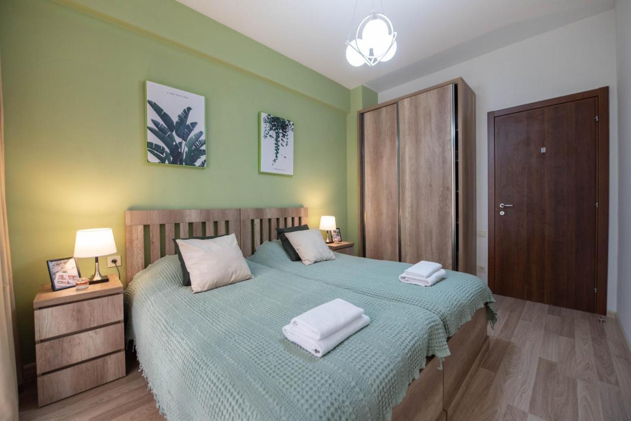 Gg Home - Cozy 2-Bedroom Apartment On Givi Kartozia Tiflis Exterior foto